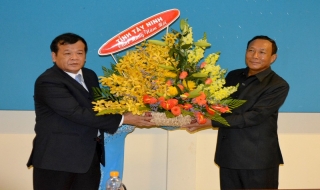 Chủ tịch UBND tỉnh thăm, chúc Tết cổ truyền tỉnh Tboung Khmum