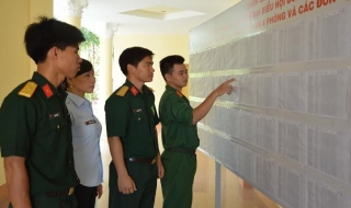 Sư đoàn BB5: Hoàn tất công tác niêm yết danh sách cử tri bầu cử đại biểu Quốc hội và HĐND các cấp