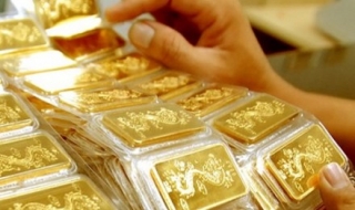 Vàng chạm mốc 34 triệu đồng, USD tăng nhẹ
