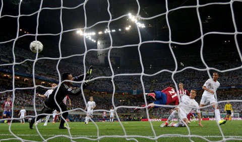 Atletico có bàn thắng san bằng tỷ số ở phút 79