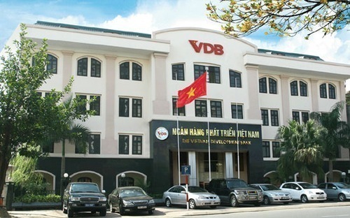 Bổ nhiệm chủ tịch hai ngân hàng lớn