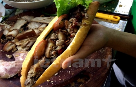 Món “bánh mì ngon nhất Việt Nam” ở Hội An