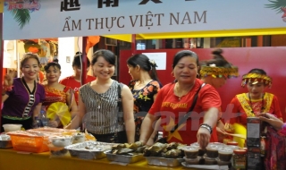 Giới thiệu món ăn Việt Nam truyền thống tại Lễ hội Ẩm thực ASEAN
