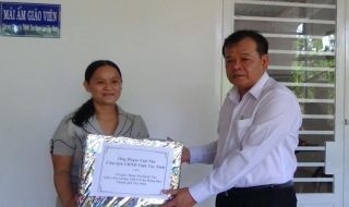 Trao mái ấm cho giáo viên nghèo ở thành phố Tây Ninh