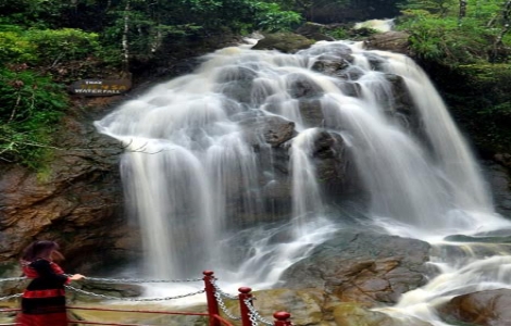 Chiêm ngưỡng thác Tà Lâm ở Lào Cai