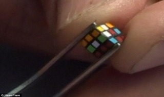Khối rubik nhỏ nhất thế giới khiến người xem phải mê mẩn