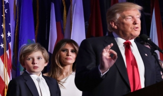 Phụ huynh lo lắng khi con cái học cùng trường với con trai út của Donald Trump