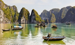 Vịnh Hạ Long, top 10 di sản đẹp nhất châu Á