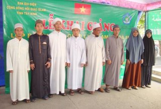 Khai giảng lớp bồi dưỡng Giáo lý Islam khóa III năm 2017