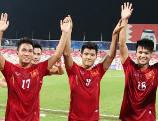 Bóng đá Việt Nam năm 2017: Chờ tin vui từ World Cup