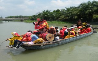 Cẩm Giang đình, miếu, dinh thờ