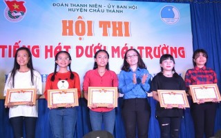 Chung kết Hội thi “Tiếng hát dưới mái trường” huyện Châu Thành