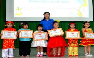Hội thi “Tiếng hát Vành Khuyên” huyện Dương Minh Châu năm 2016
