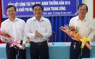 Khối thi đua các cơ quan Trung ương tổng kết công tác thi đua khen thưởng năm 2016