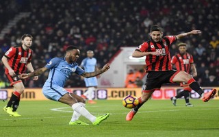 Thắng Bournemouth 2 - 0, Man.City chiếm lại ngôi nhì