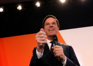 Châu Âu thở phào với kết quả bầu cử Hà Lan