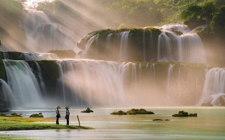 Hang Sơn Đoòng, thác Bản Giốc là kỳ quan châu Á