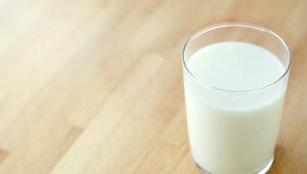 Uống sữa, 50 học sinh nhập viện nghi ngộ độc thực phẩm