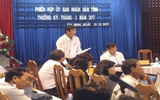 UBND tỉnh họp phiên thường kỳ tháng 3.2017