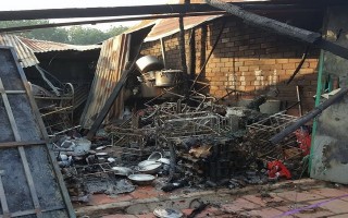 Dương Minh Châu : Cháy 2 kho chứa hàng trong chợ, thiệt hại hàng trăm triệu đồng