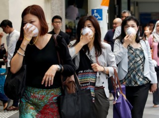 Dân Singapore chấp nhận bỏ tiền túi trị khói mù