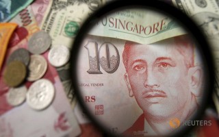 Singapore bắt 81 nghi phạm lừa đảo, rửa tiền