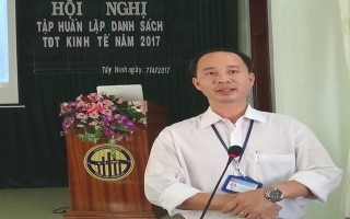 Tập huấn lập danh sách tổng điều tra kinh tế năm 2017