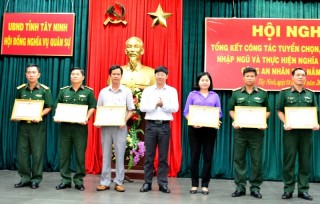 Tây Ninh: Tổng kết công tác tuyển chọn, gọi công dân nhập ngũ
