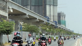 Metro, dân mong xong sớm!