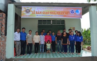 Tân Châu: Bàn giao nhà nhân ái cho hội viên thanh niên nghèo