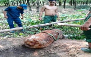 Thông tin tiếp theo về vụ “Nơm nớp lo sợ vì... sống cạnh quả bom”: Quả bom đã được mang đi