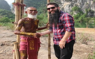 Đạo diễn “Kong” về thăm phim trường và thổ dân Ninh Bình