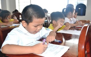 Gần 900 học sinh tham gia cuộc thi “Học bổng Toán Geniuskid”