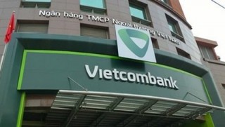 Chủ thẻ mất tiền được Vietcombank tạm ứng 30 triệu đồng