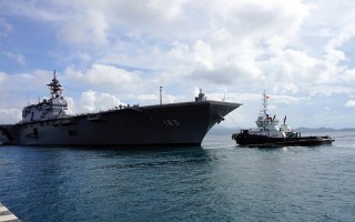 Ba tàu hải quân Mỹ và Nhật Bản đến Cam Ranh