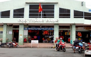 Tiểu thương chợ Trảng Bàng kêu cứu vì phải đóng các khoản phí quá cao