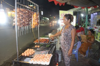 Phố ăn đêm Hoà Thành