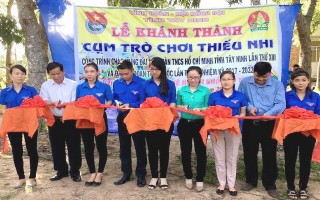Hội đồng Đội tỉnh Tây Ninh: Bàn giao cụm trò chơi thiếu nhi cho xã Biên Giới