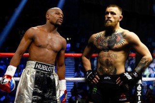 Mayweather so găng với McGregor vào tháng 8