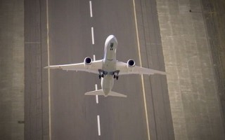 Cách máy bay thoát hiểm khi bị chết động cơ
