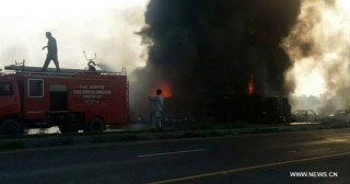 Nổ xe tải chở dầu ở Pakistan, 140 người thiệt mạng