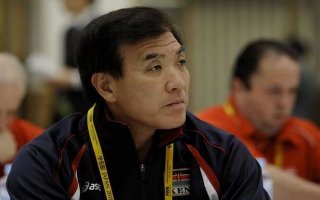 Thủ tục kéo dài, chuyên gia bóng chuyền Nhật Bản “bỏ chạy”