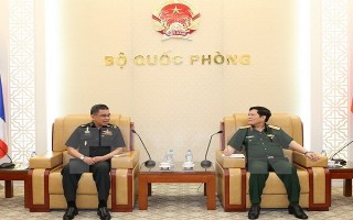 Bộ trưởng Quốc phòng tiếp Thư ký Thường trực Bộ Quốc phòng Thái Lan