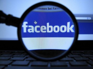 Cách theo dõi hoạt động của người khác trên Facebook