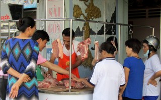 Tân Biên: Khai trương quầy kinh doanh thịt heo an toàn