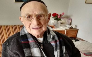 Cụ ông người Ba Lan cao tuổi nhất thế giới qua đời ở tuổi 113