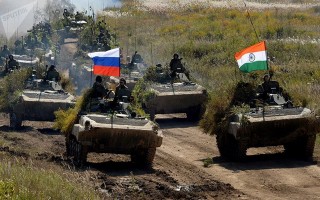 Nga: Diễn tập quân sự với Ấn Độ không phải để chống Trung Quốc