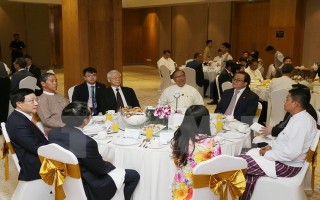 Tổng Bí thư Nguyễn Phú Trọng gặp doanh nghiệp Việt Nam và Myanmar