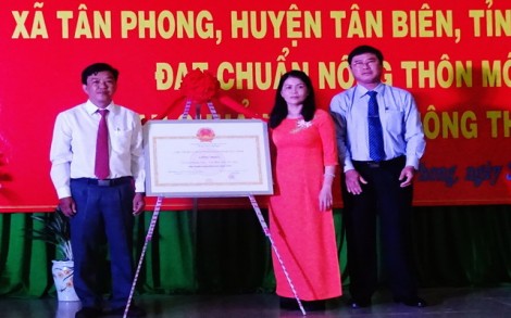 UBND tỉnh: Công nhận xã Tân Phong đạt chuẩn nông thôn mới