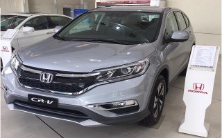 Honda CR-V giảm giá sốc, giá chưa tới 800 triệu đồng